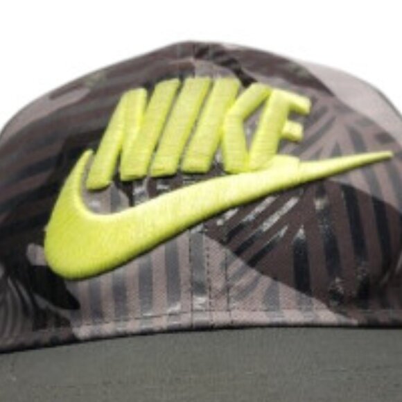 Nike True Camo Neon Yellow Logo Snapback Adjustable Baseball Cap Hat - Picture 6 of 16